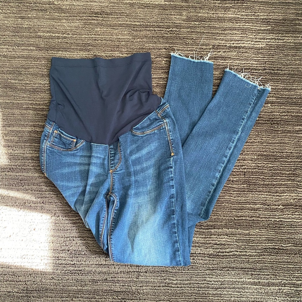 Maternity Jeans 💙